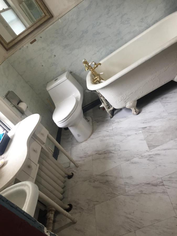 Private Room In Manhattan New York Bagian luar foto